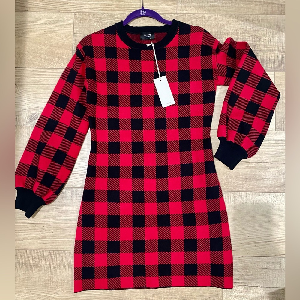 NWT-VICI sweater dress, size M